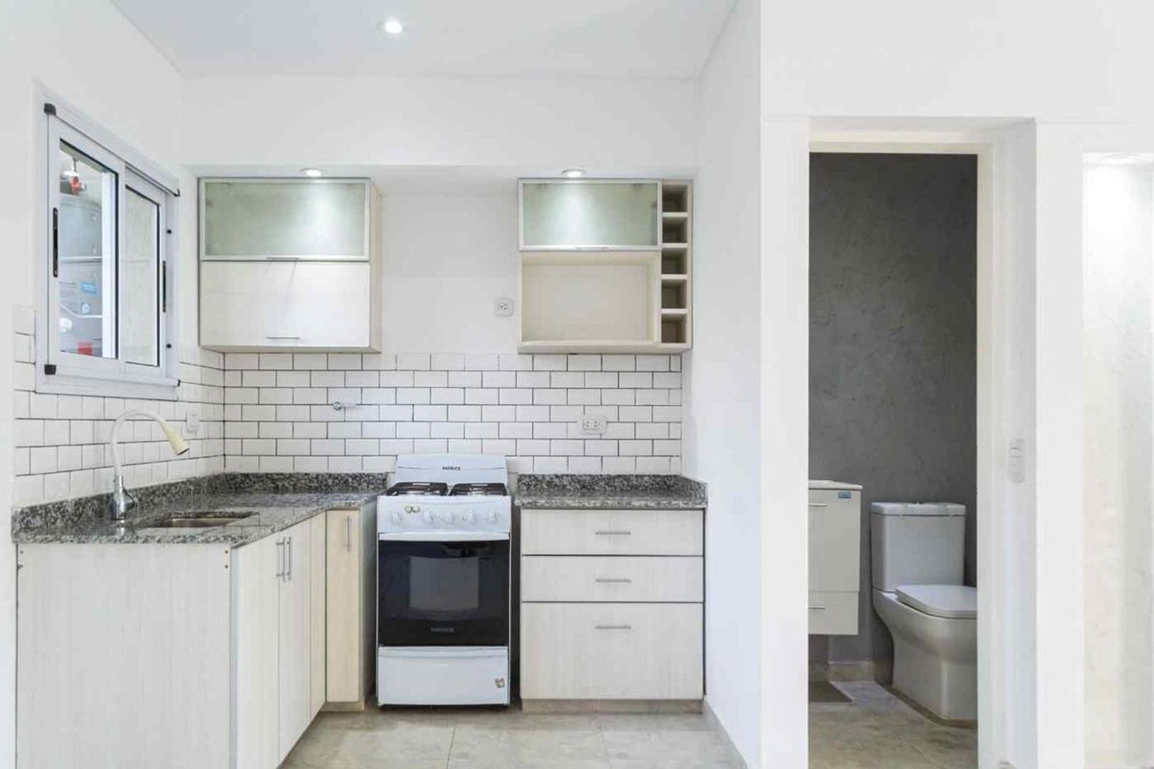 Casa en Venta en Burzaco, USD 98.000