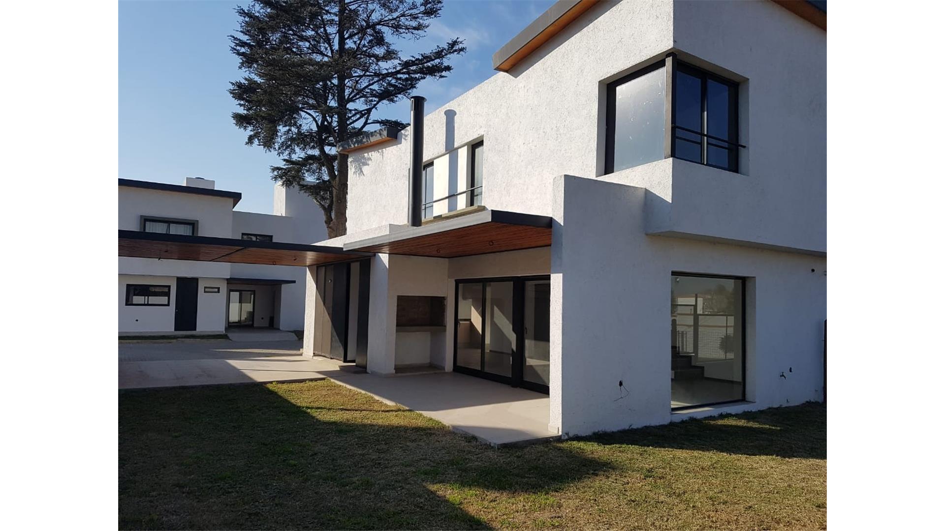 A ESTRENAR - 3 DORM HOUSING EL MOLINO - A MTS DE RECTA MARTI