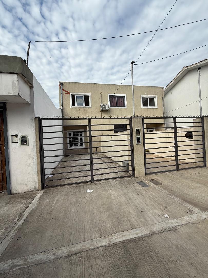 VENTA DUPLEX 2 DORMITORIOS MERLO