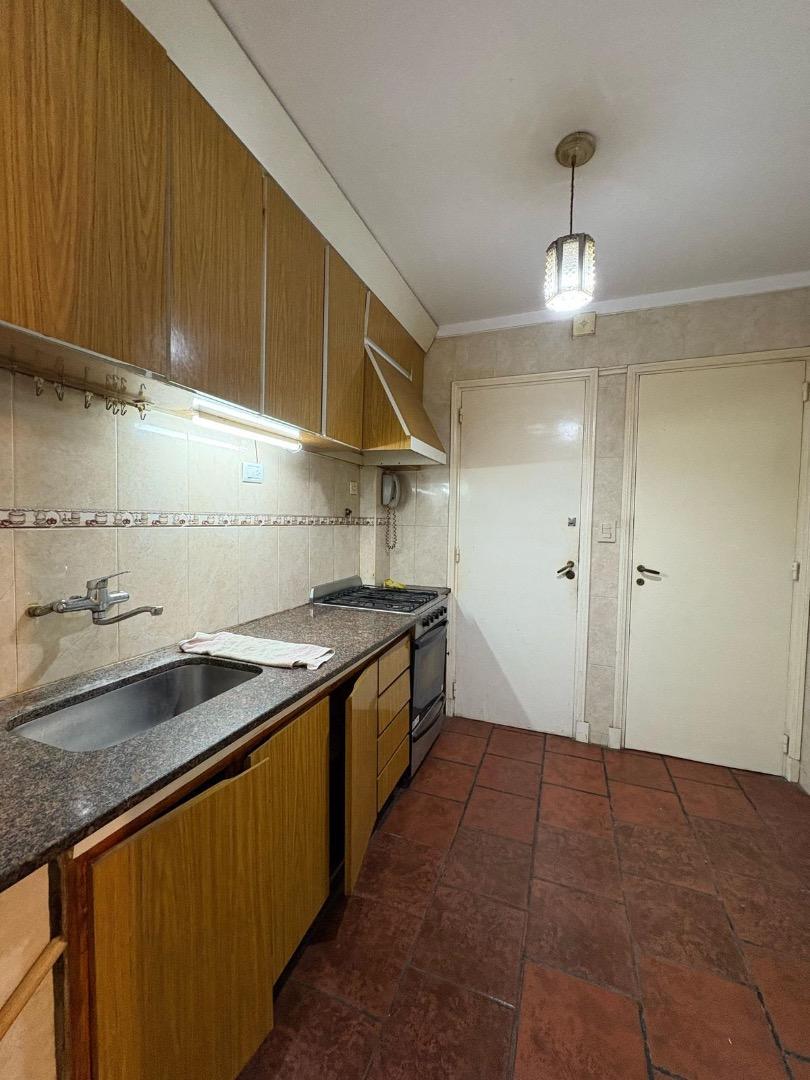 Entre Rios 2100 , Piso 2