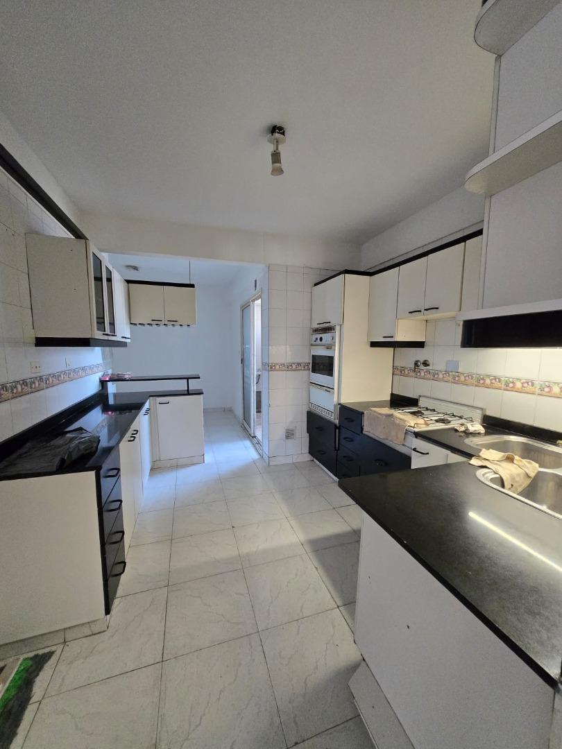 Departamento en Alquiler de 3 dormitorios