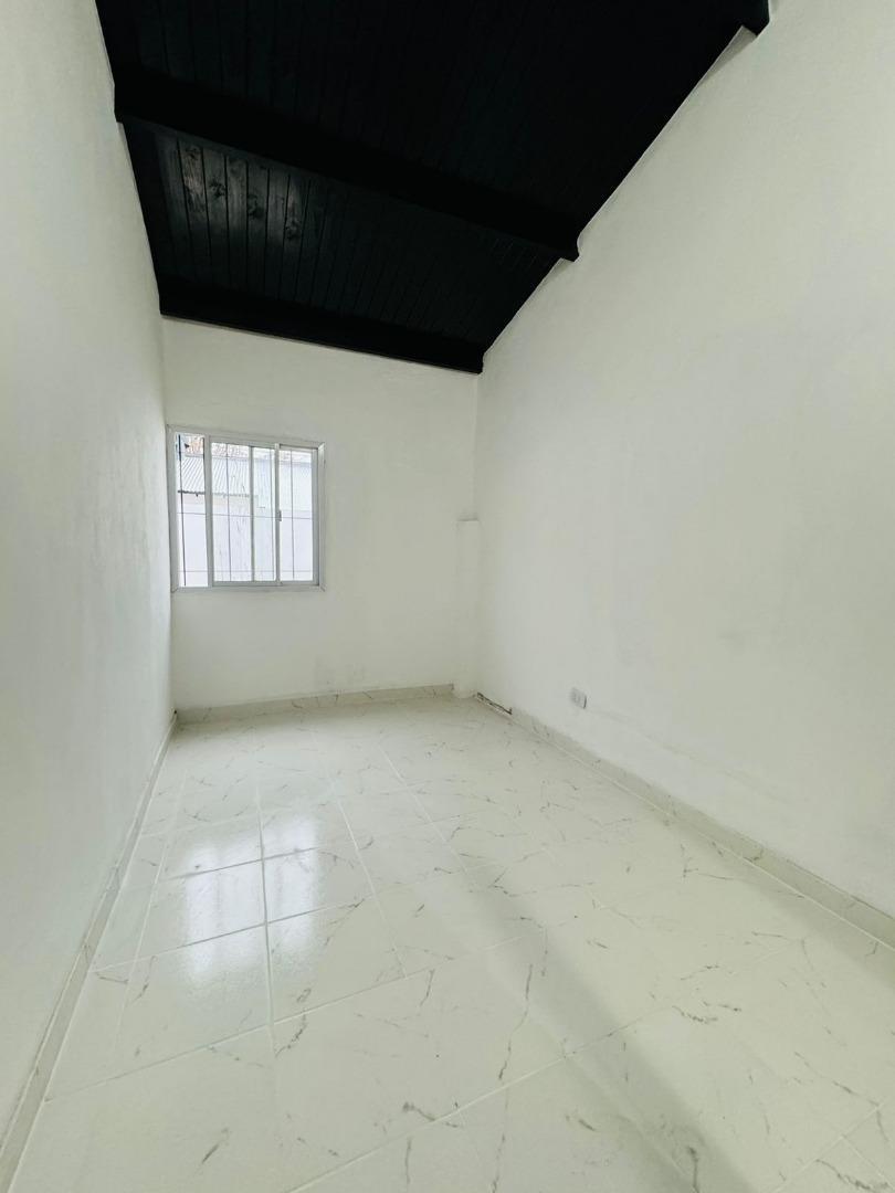 Gobernador Castro 274