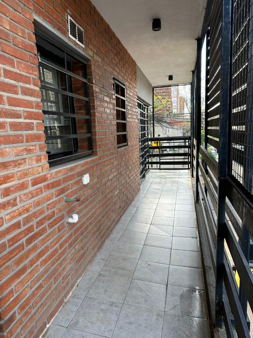 QUIRNO COSTA 1400 , Piso 1º