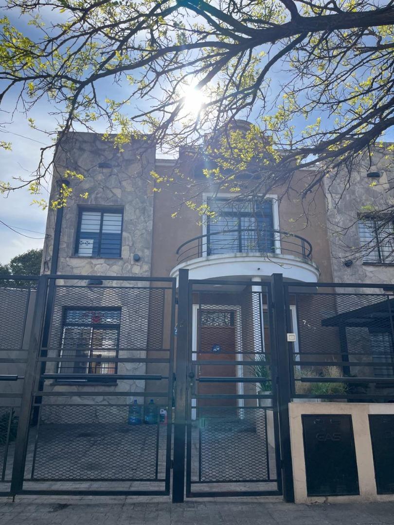 Ituzaingó Norte venta duplex 4 ambientes