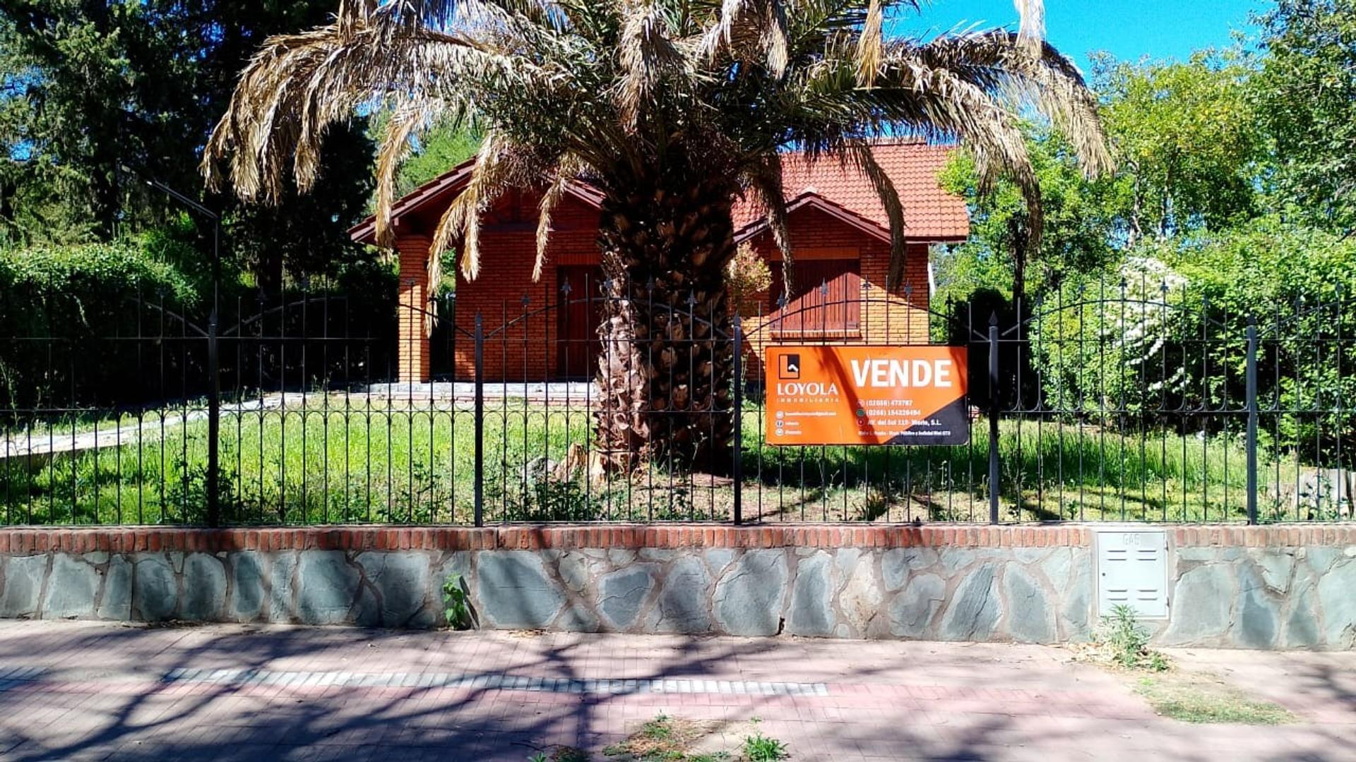 2 casas + quincho convertible (4×8 m) – Barrio Rincón