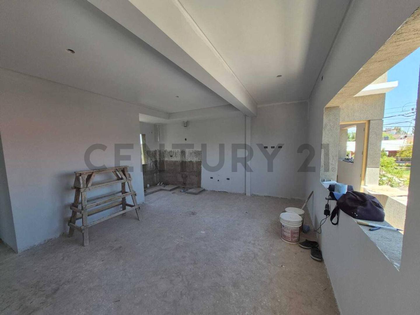 Casa 2 ambientes con 1 baño