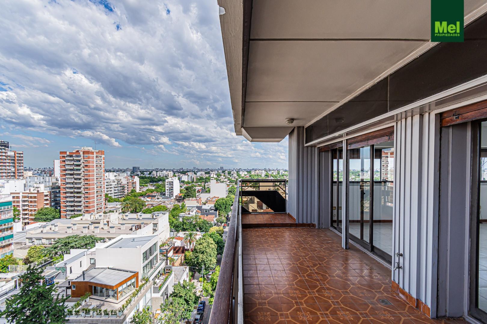 Departamento en Venta con 2 cocheras