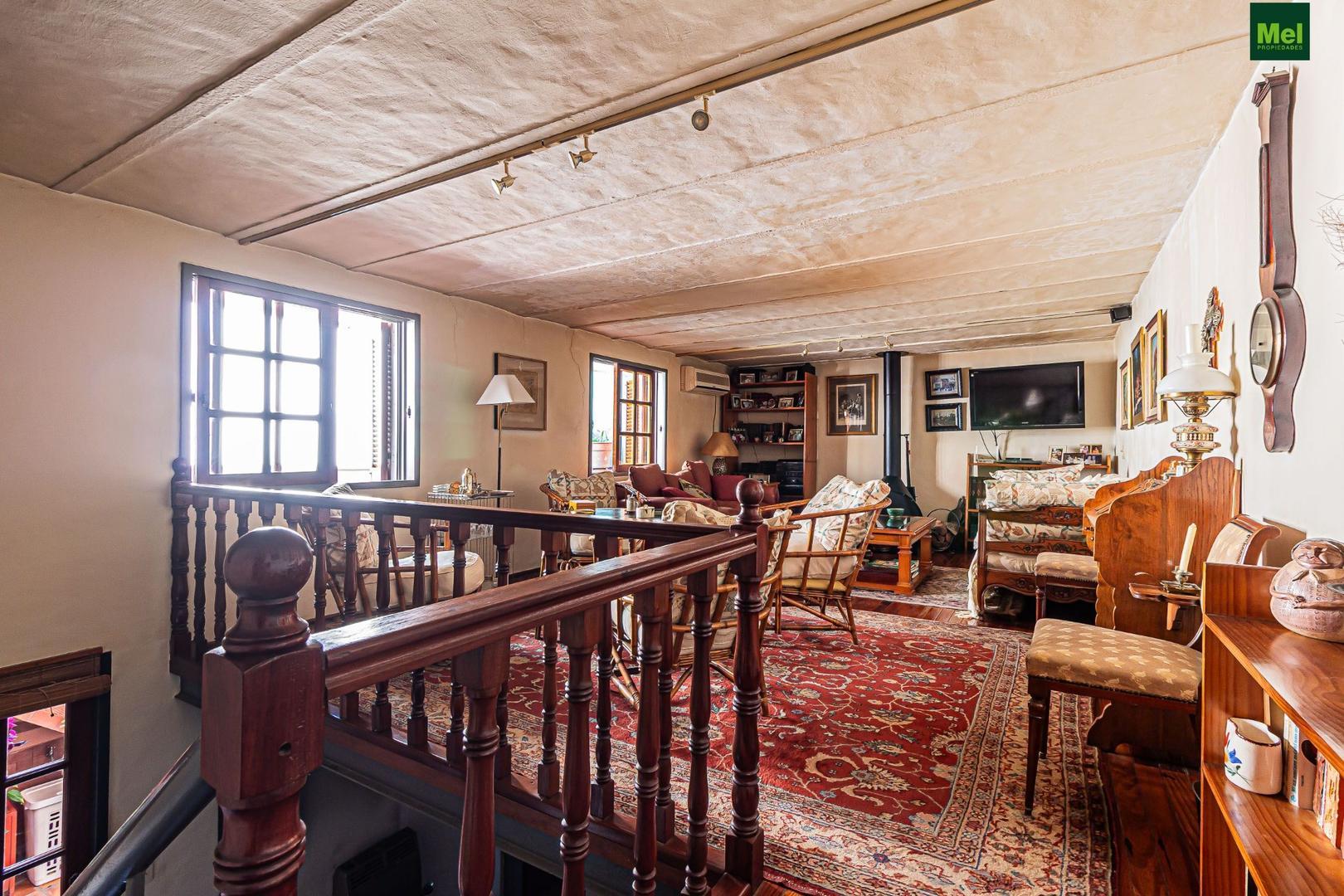 Depto Tipo Casa en Venta con 1 cocheras