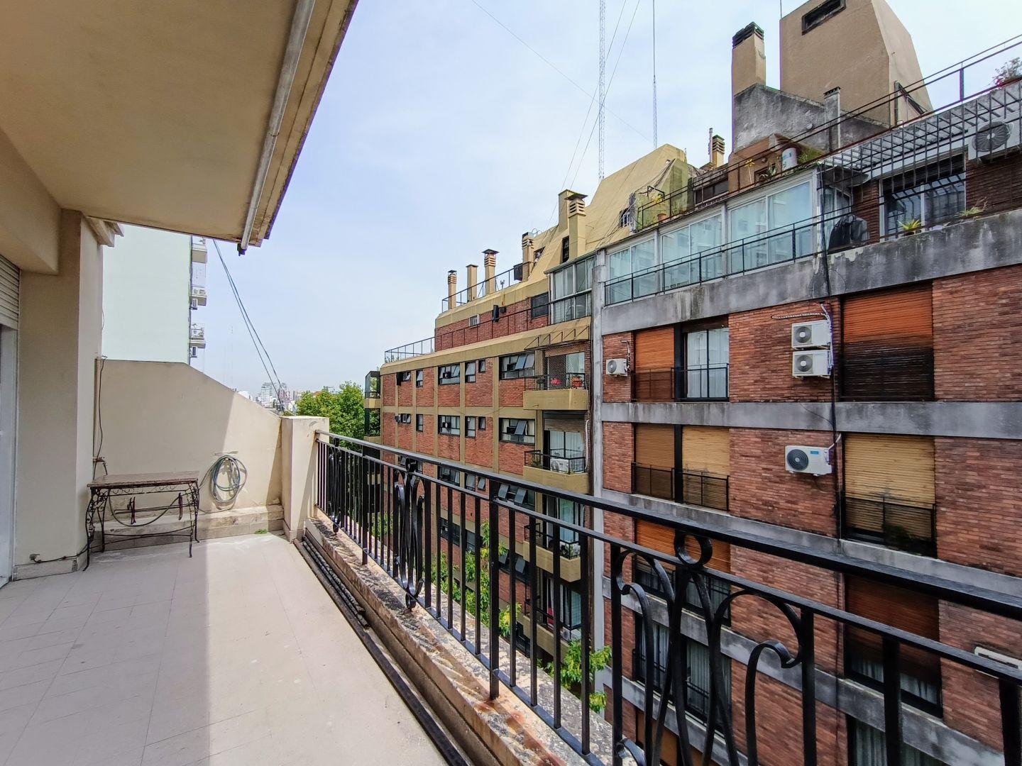 Departamento 4 ambientes con 2 baños