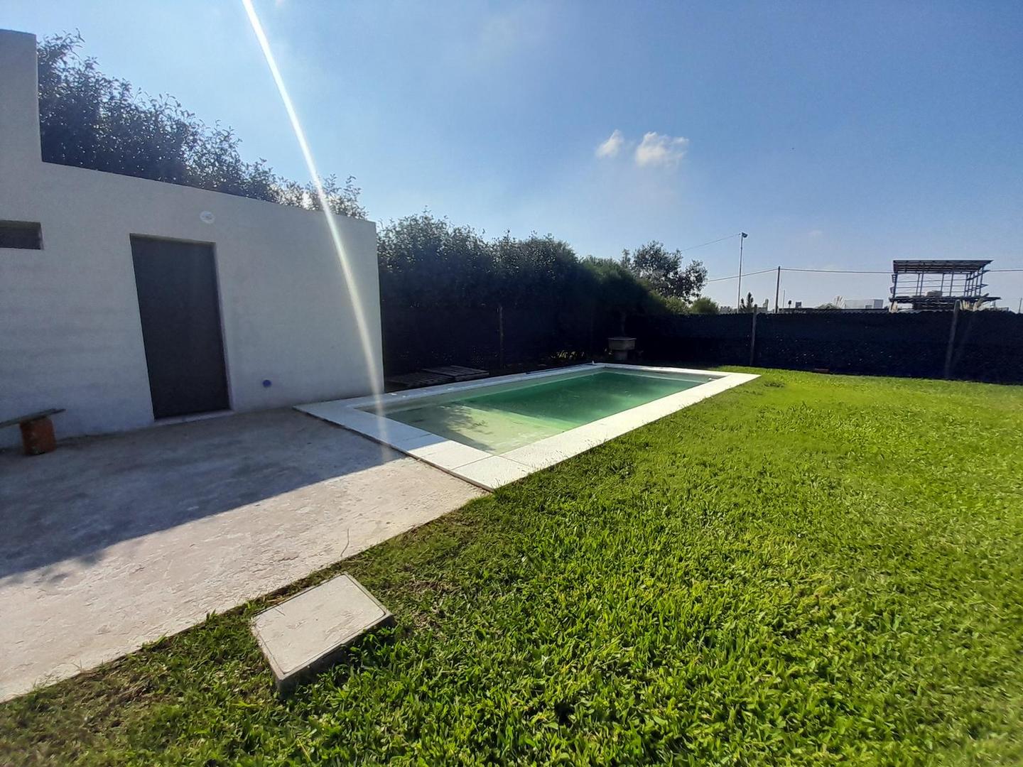 Adolfo Pérez Esquivel al 6200 - Funes Town