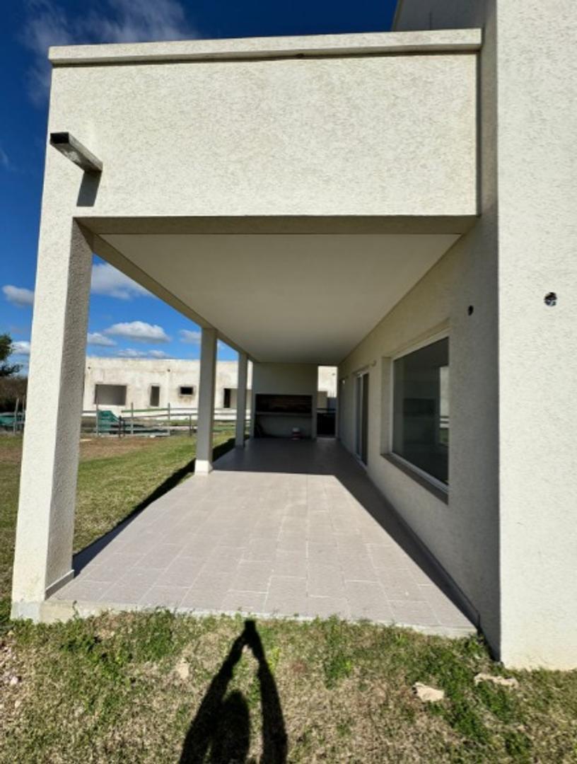 Casa en Venta en El Naudir, USD 215.000