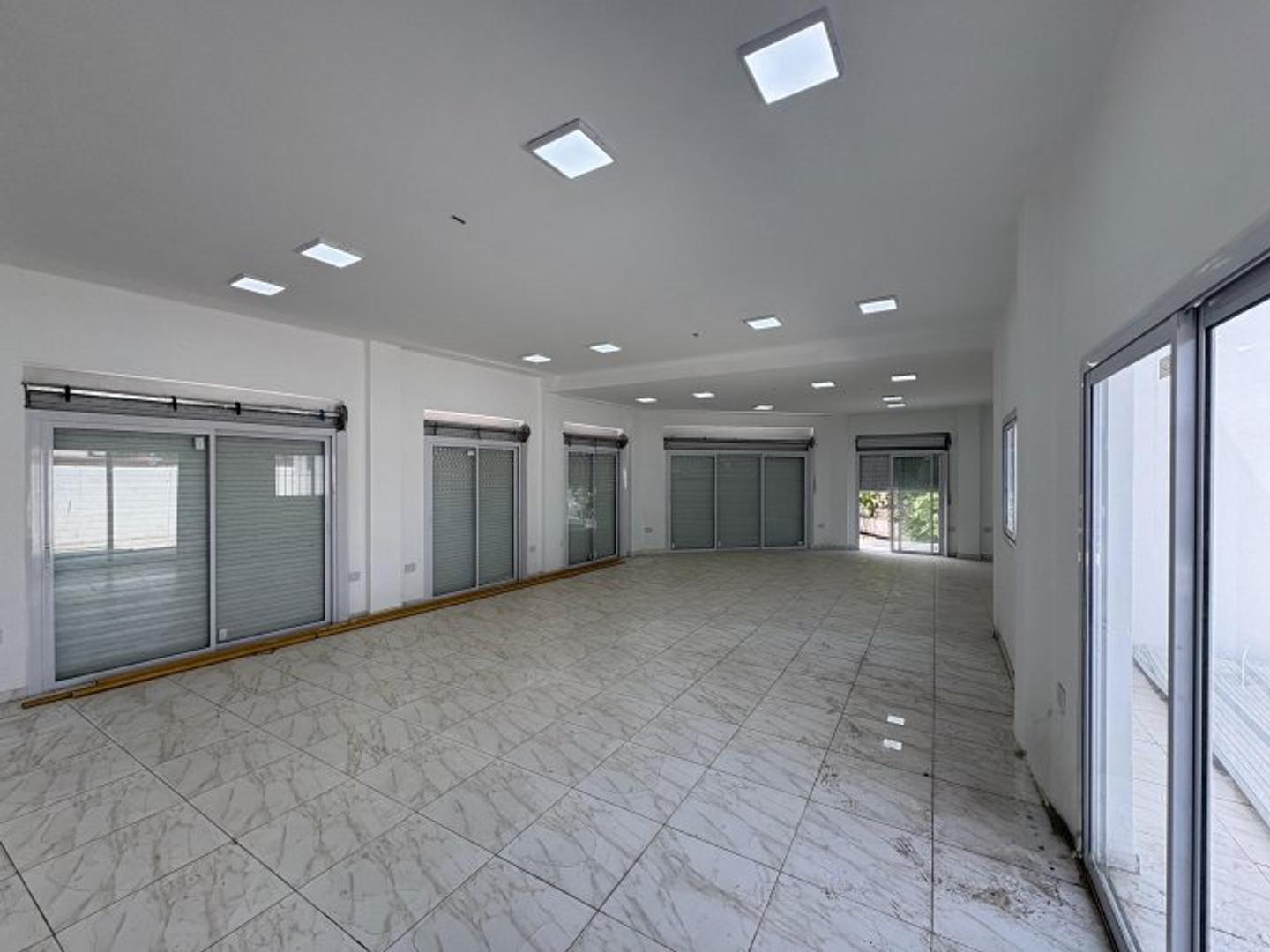 Local en Alquiler en Merlo, $ 2.500.000