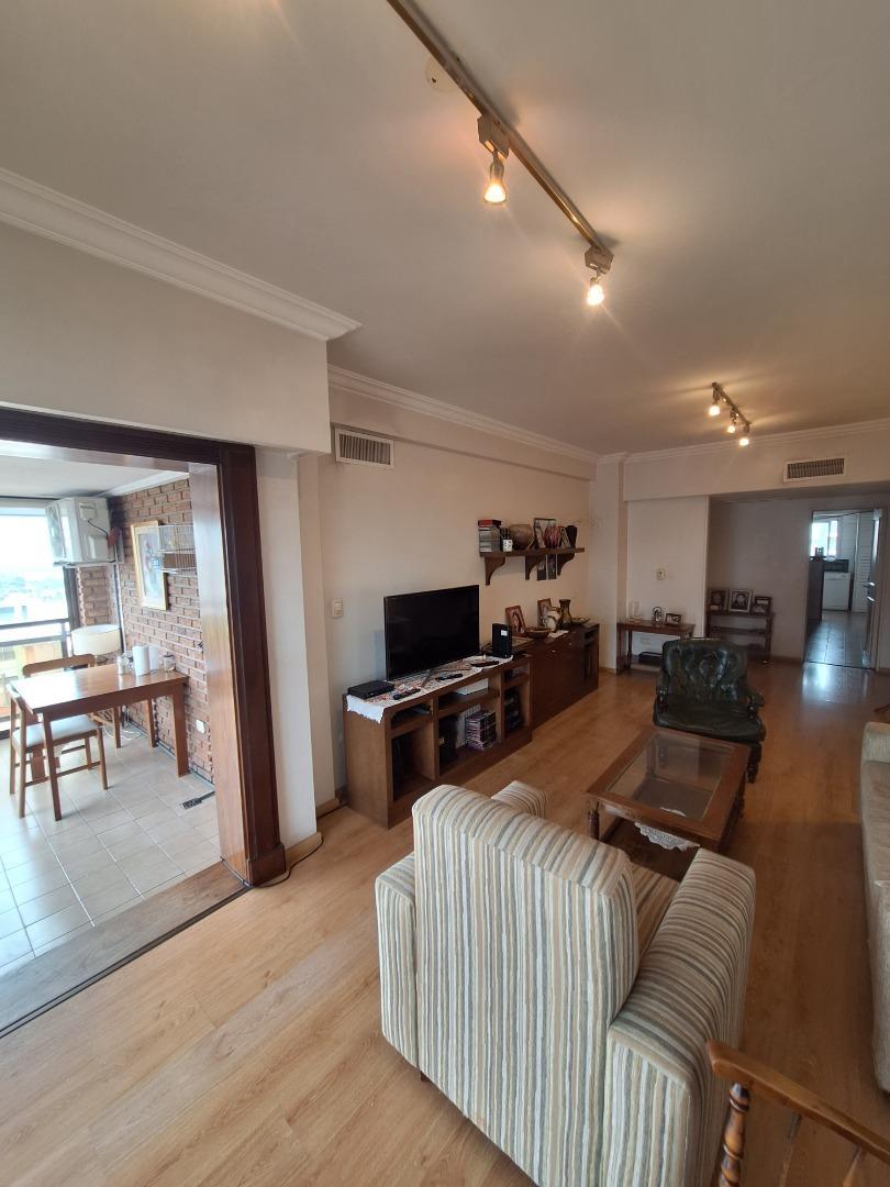 Departamento en Venta en Bernal, USD 280.000