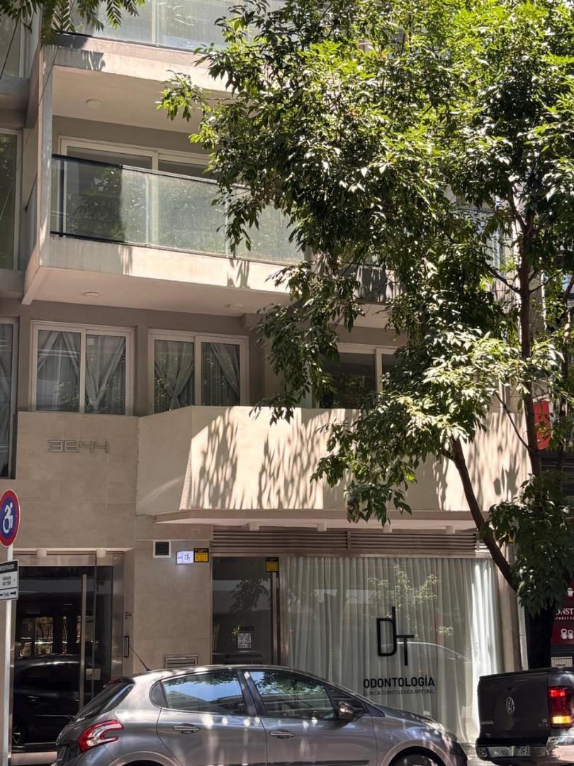 HERMOSO DOS AMBIENTES. APTO PROFESIONAL. IDEAL CONSULTORIO