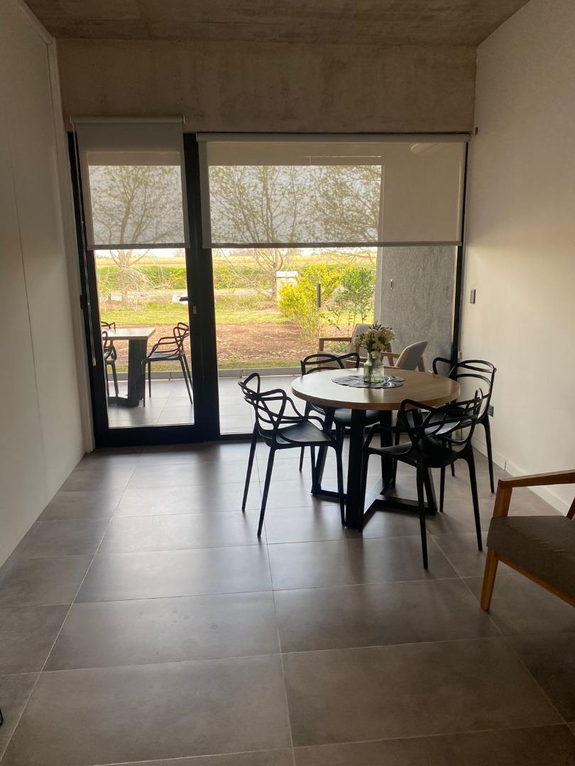 Dormie en barrio cerrado "La cañada Polo"