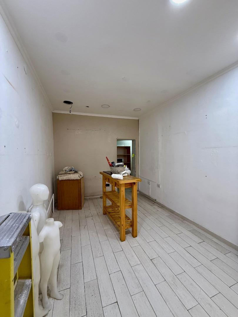 LOCAL EN ALQUILER, LOMITAS