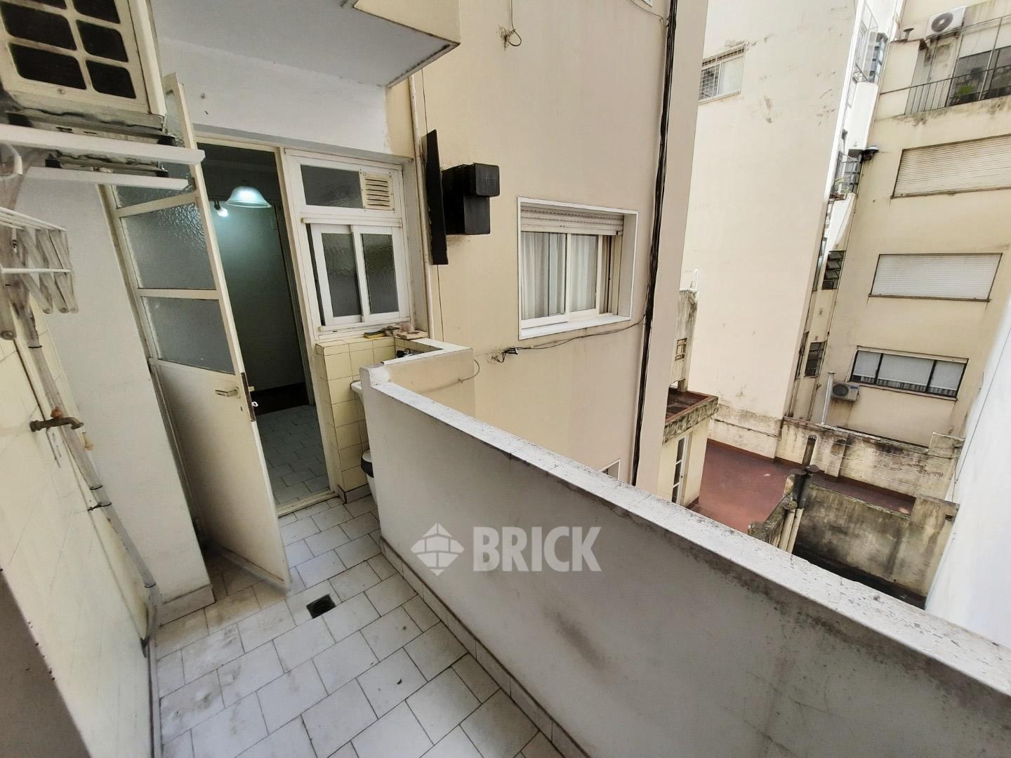 SEMIP EN GUEMES AL 4100 - 44 M2 IMPECABLE BALCON GRAN LIVING