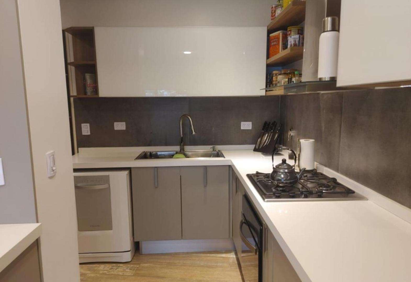 Departamento 4 ambientes con 2 baños