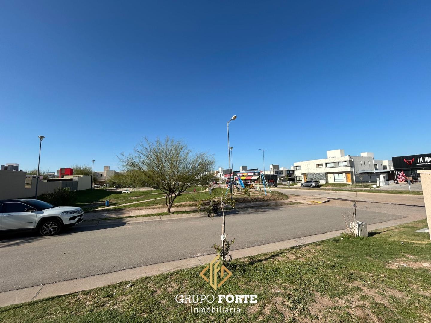 Lote en venta, Docta Bouelvard a metros del boulevard