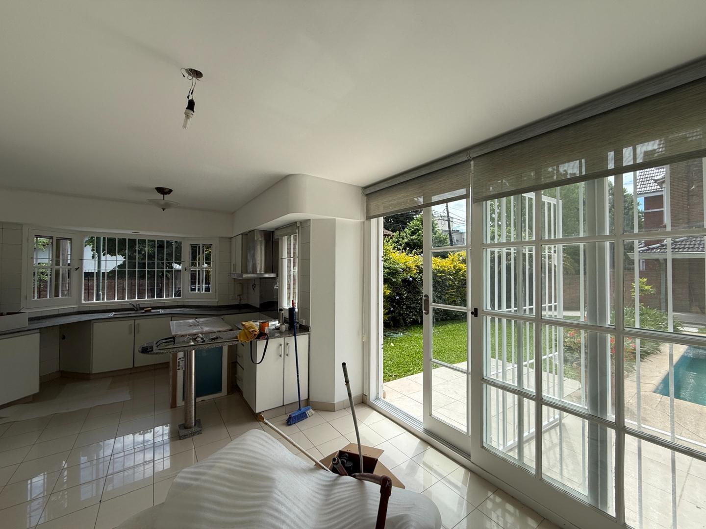 Casa en Alquiler de 4 dormitorios