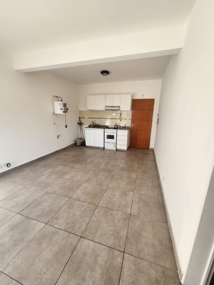 DEPARTAMENTO EN ALQUILER PIERRES 91 2DO PISO V.DOMINICO