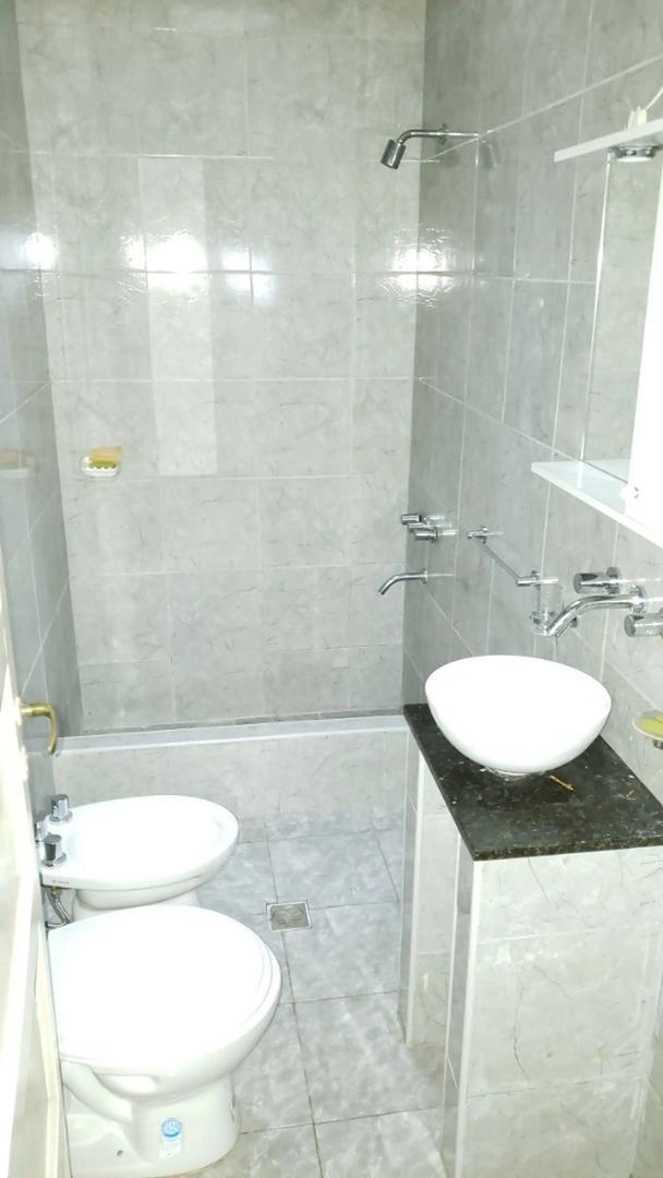 Casa 3 ambientes con cochera