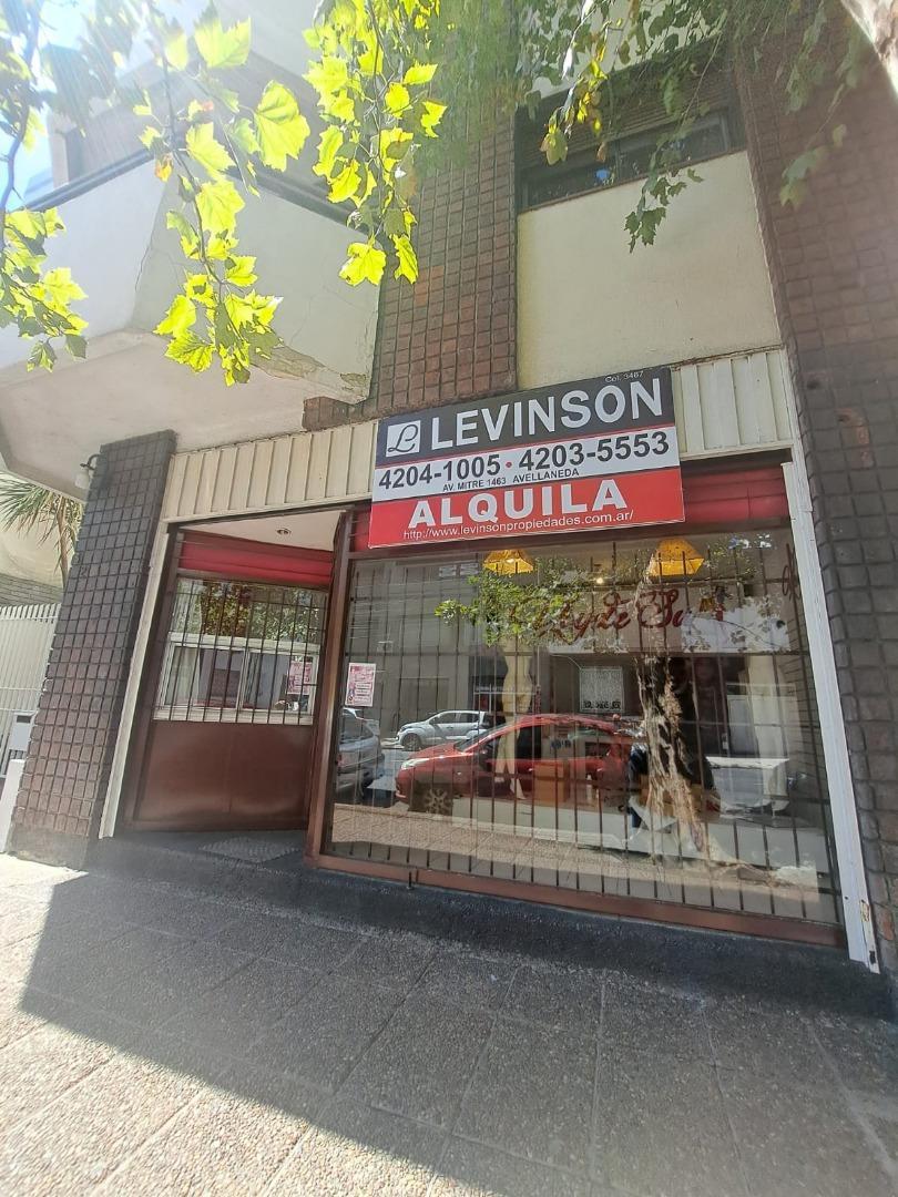 EXCELENTE LOCAL A METROS DE AV. MITRE!