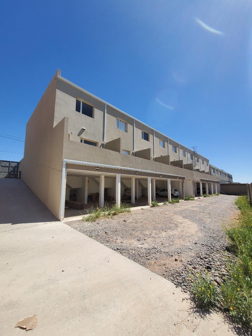 Depto Tipo Casa en Venta de 3 ambientes