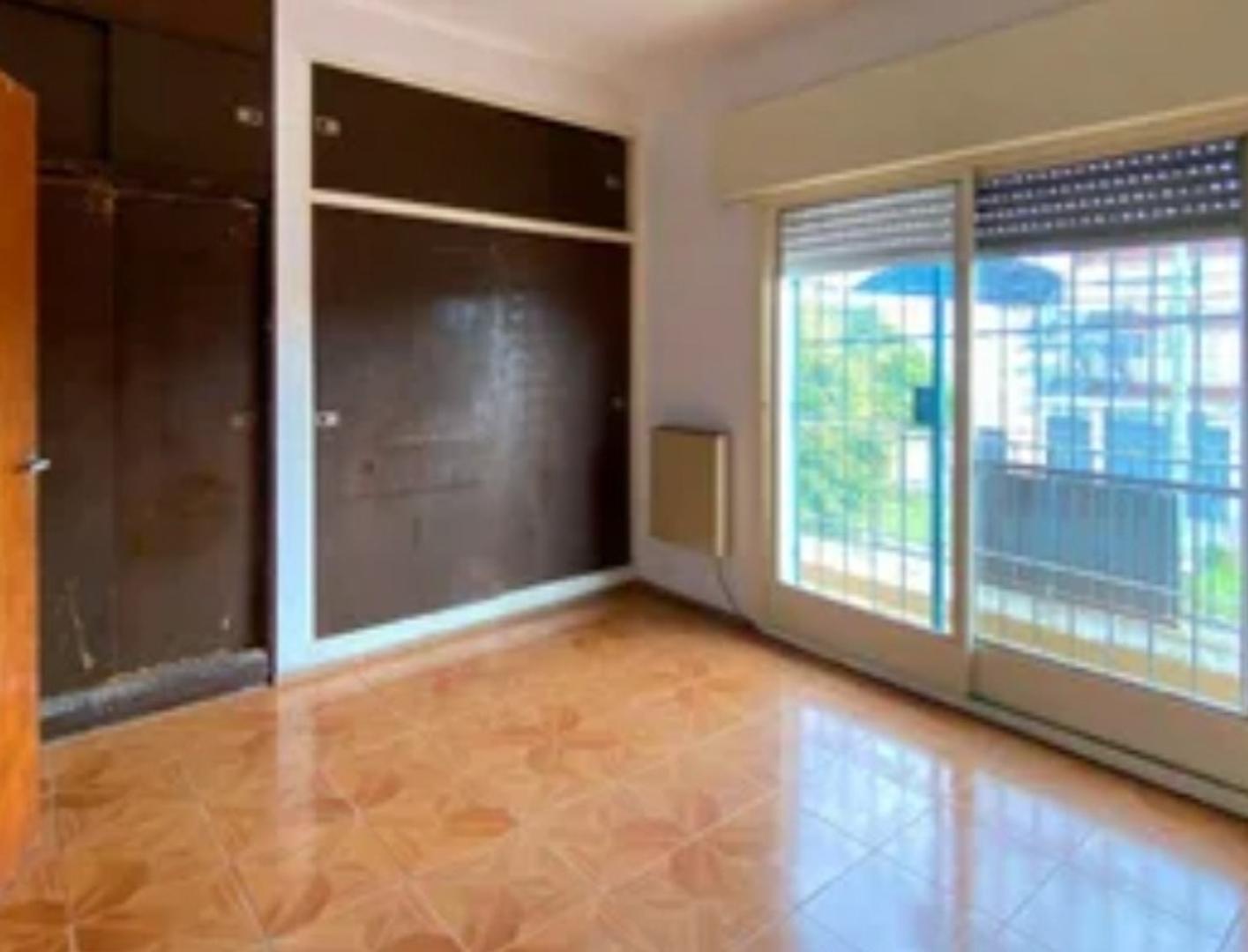 Venta departamento  2 ambientes con balcon