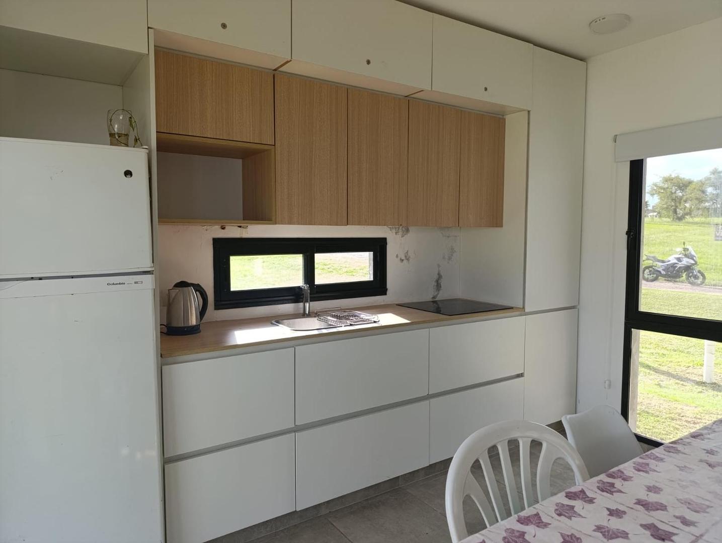 Casa 2 ambientes con 1 baño