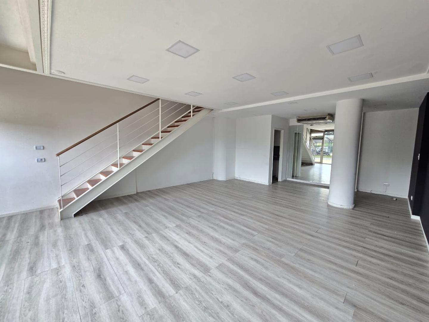 Amplio Local Comercial