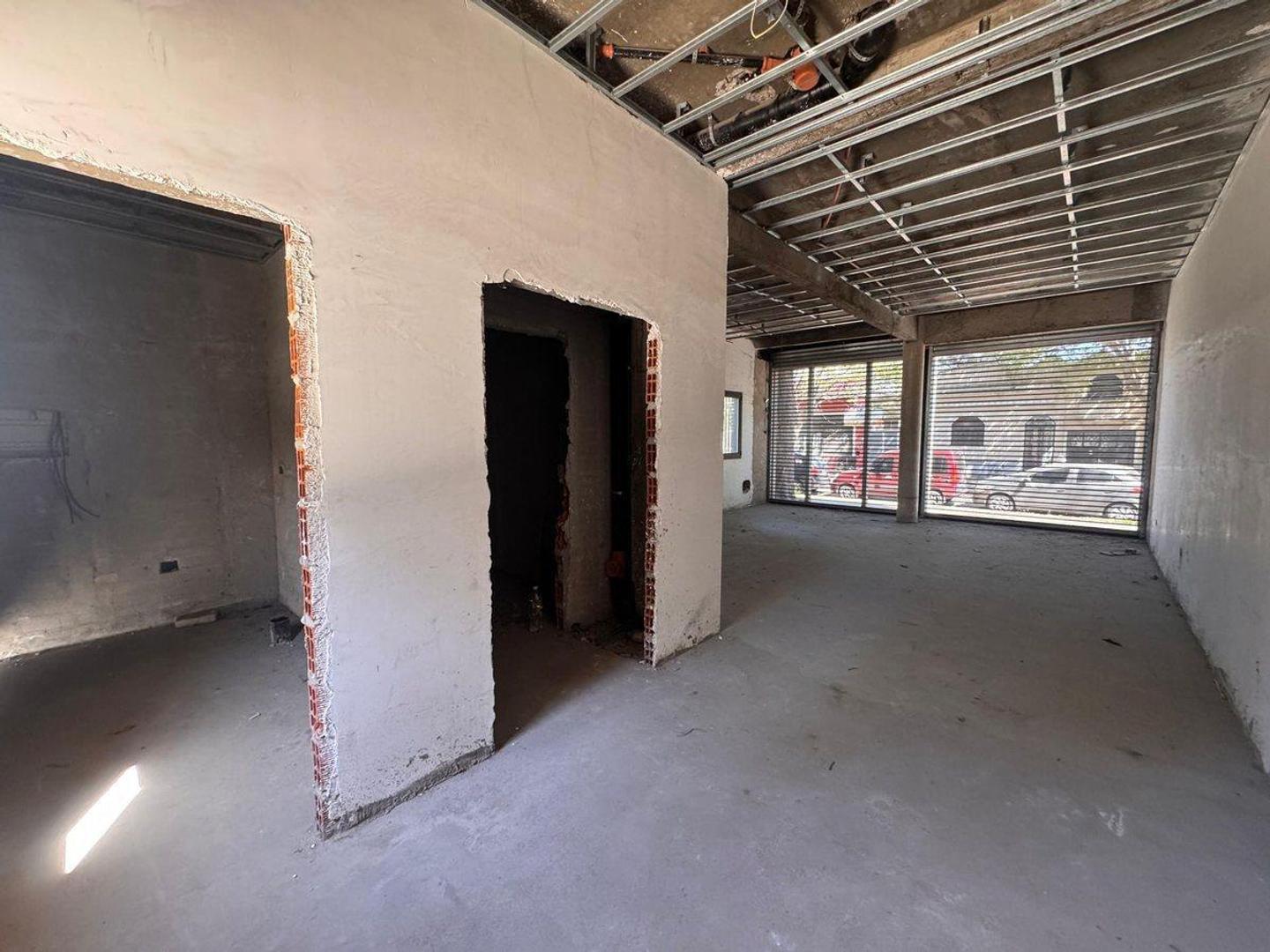 Local en Alquiler en Lomas de Zamora, $ 1.000.000