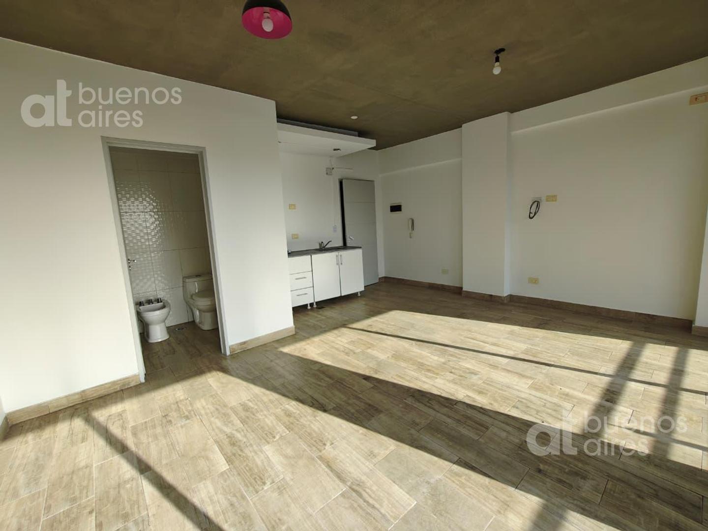 Departamento en Alquiler en Sarandi, $ 430.000