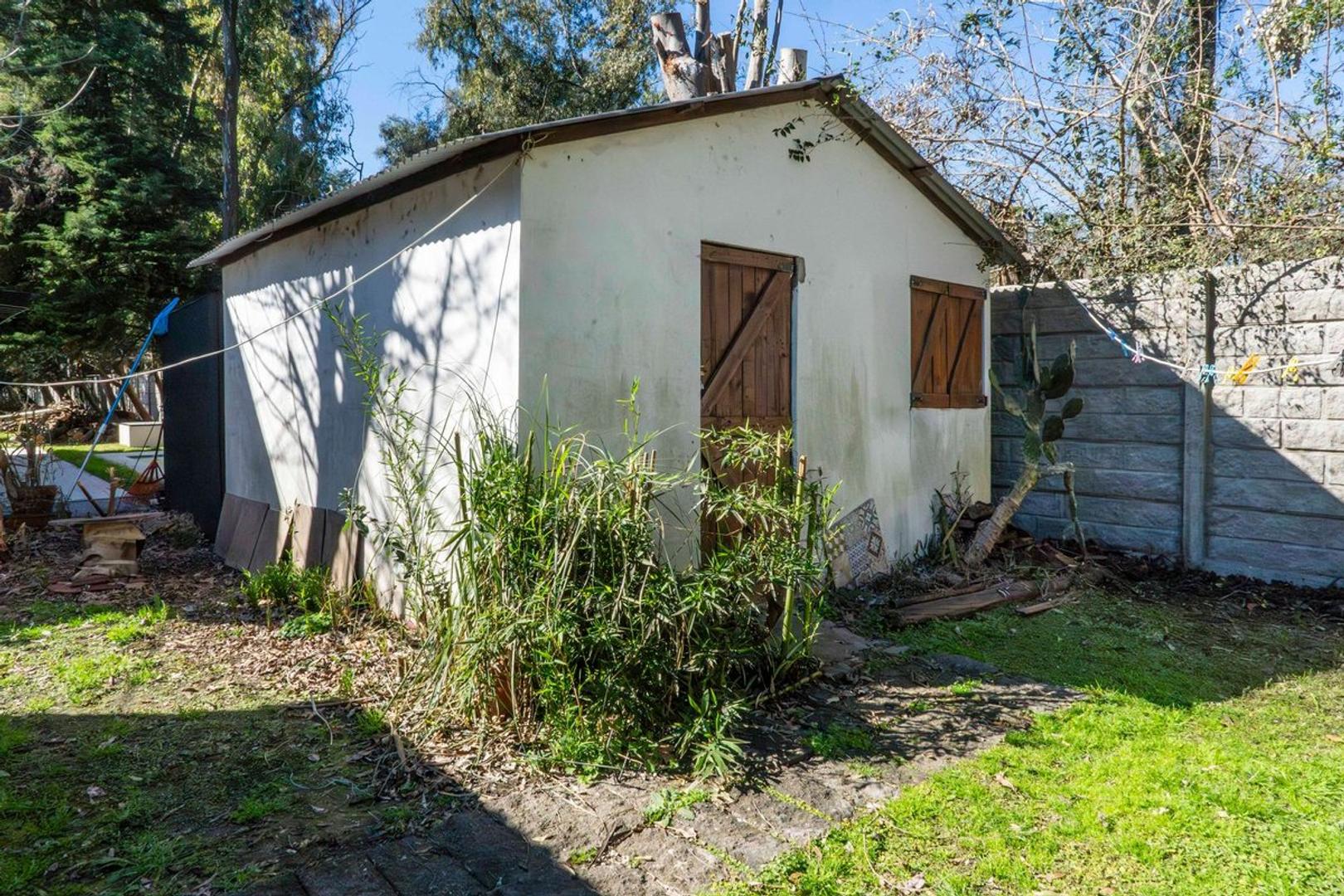 VENTA  CASA A RECICLAR BARRIO EL JAGUEL - PILAR