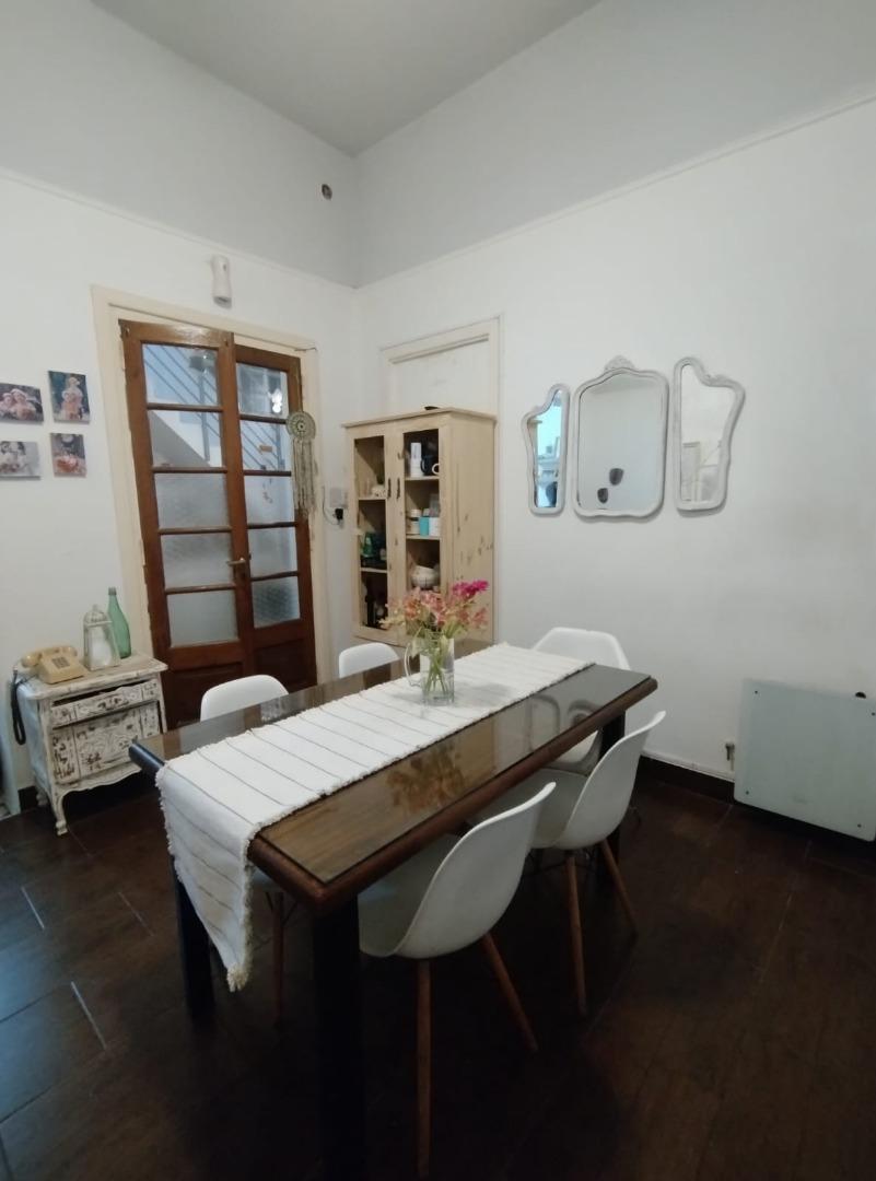 Depto Tipo Casa en Venta 40 años