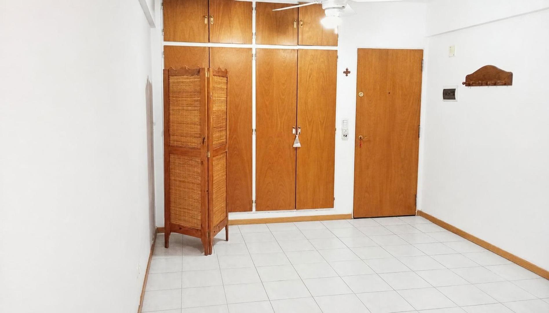 VENTA MONOAMBIENTE ALTO PROFESIONAL ALMAGRO