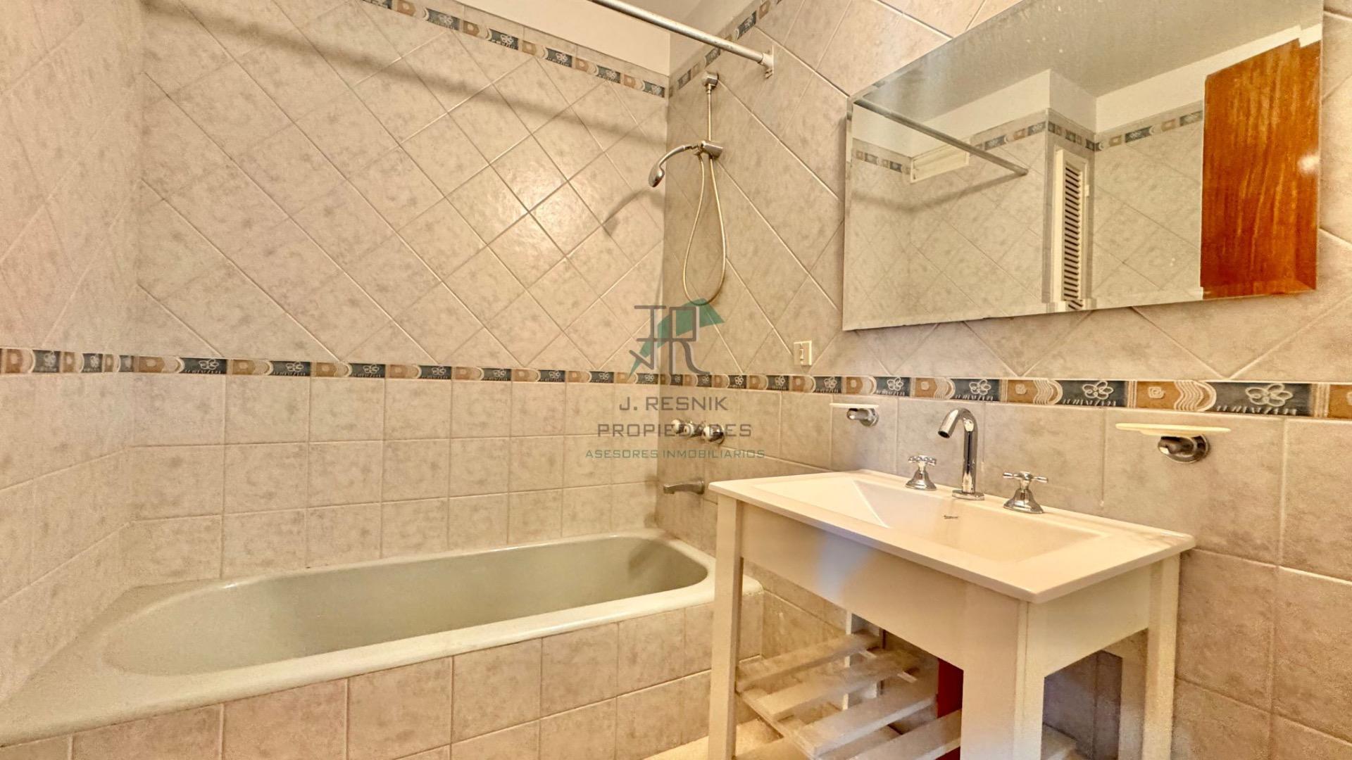 Departamento en Venta de 4 dormitorios