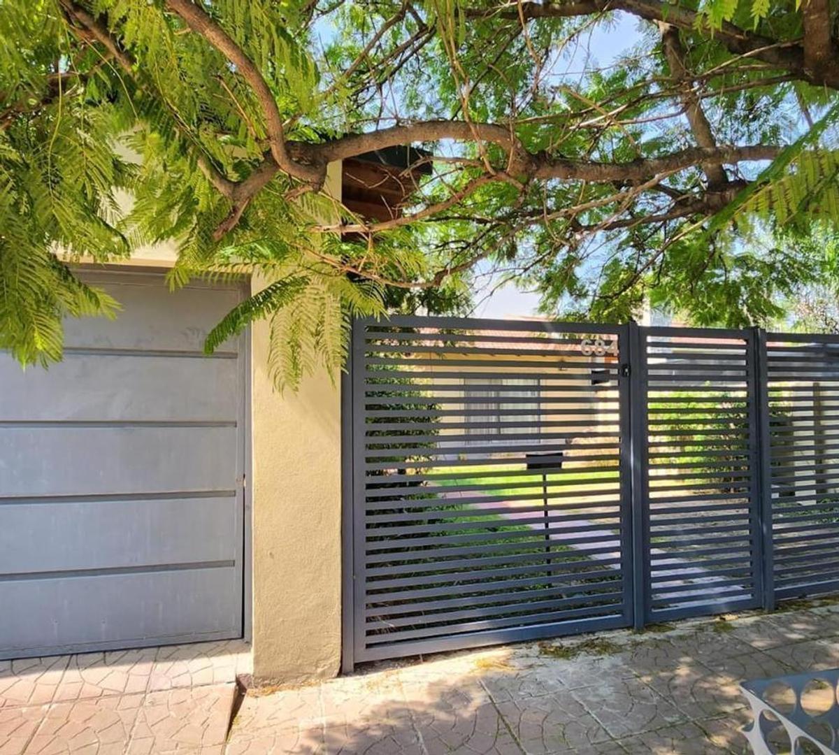 Chalet 3 ambientes en ituzaingo norte