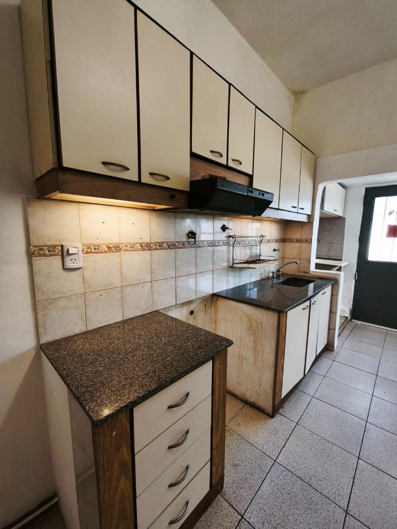 Depto Tipo Casa en Venta en Villa Ballester, USD 68.000