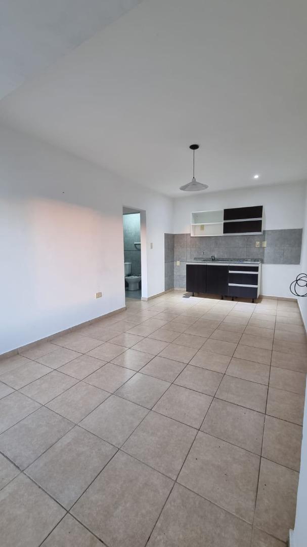 Departamento en Alquiler en Macrocentro, $ 440.000