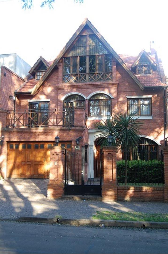 CASA EN VENTA EN MARTINEZ