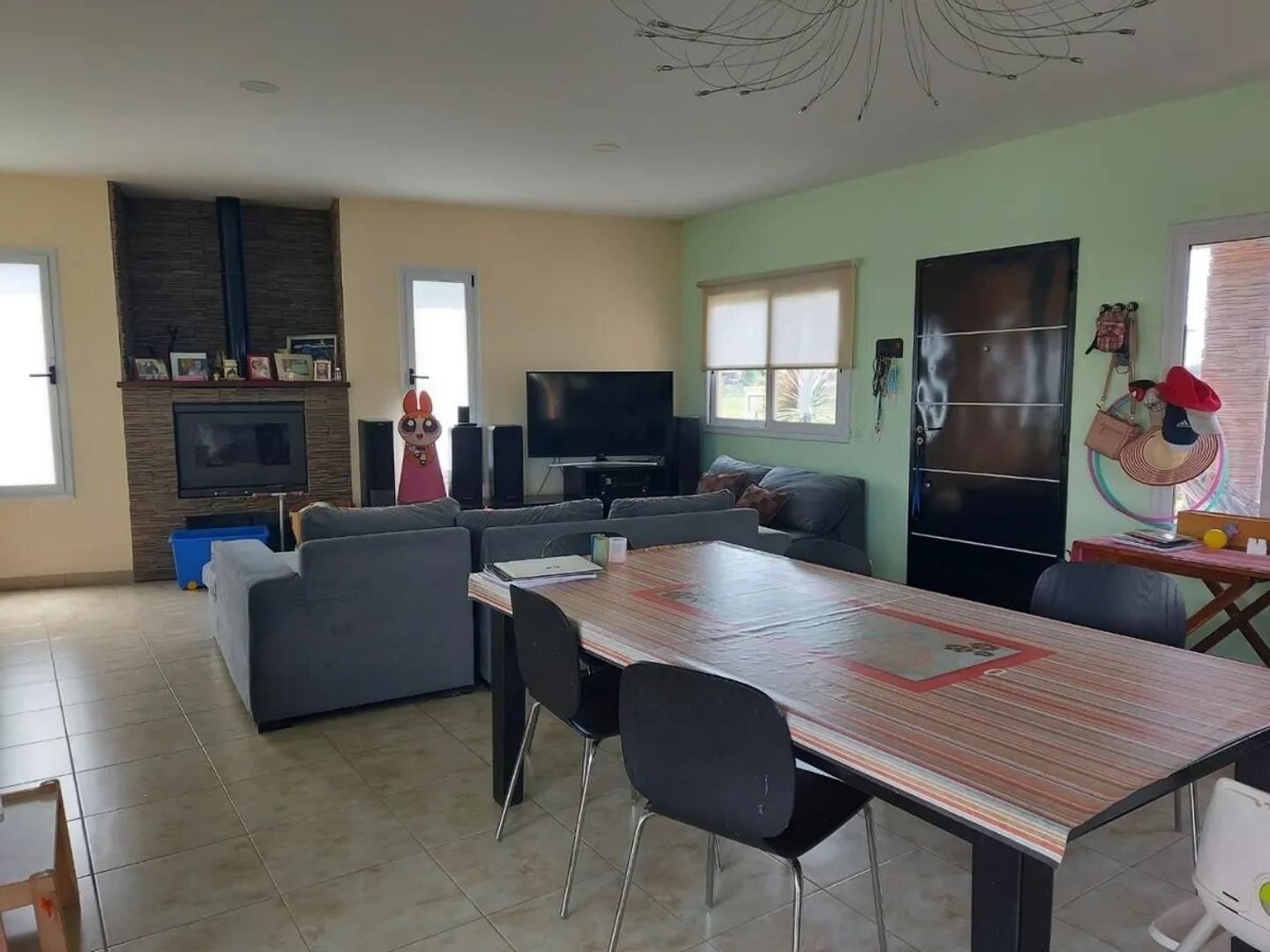 Casa en Venta en La Alameda, USD 210.000