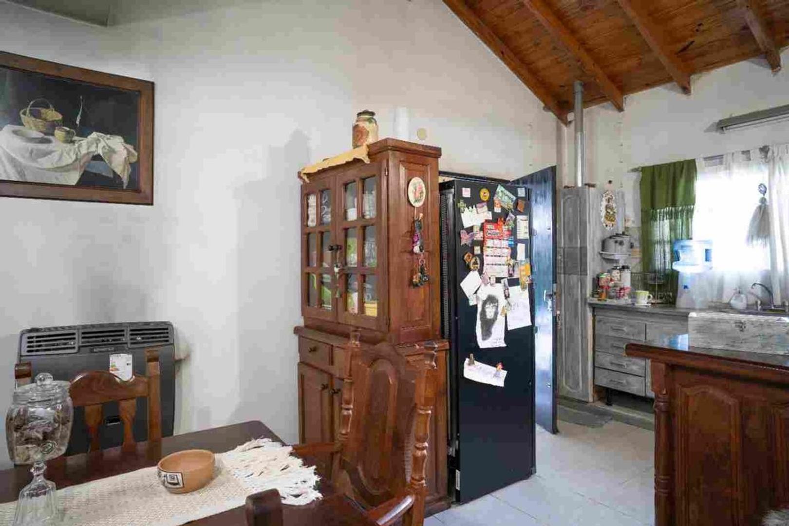 Casa 3 ambientes con 1 baño