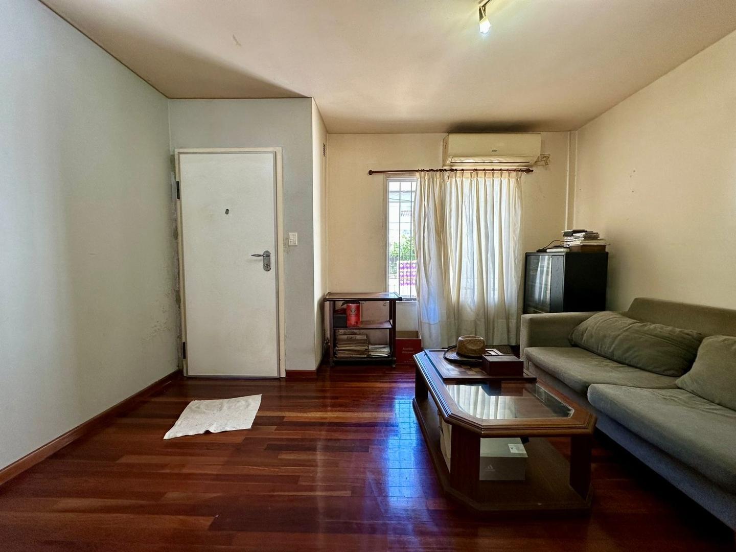 Casa en Venta en Olivos Maipu/Uzal, USD 255.000