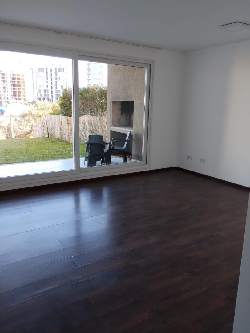 Departamento 2 ambientes con 2 baños