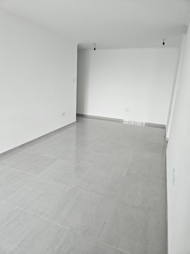 Departamento en Venta en Alberdi, USD 67.500