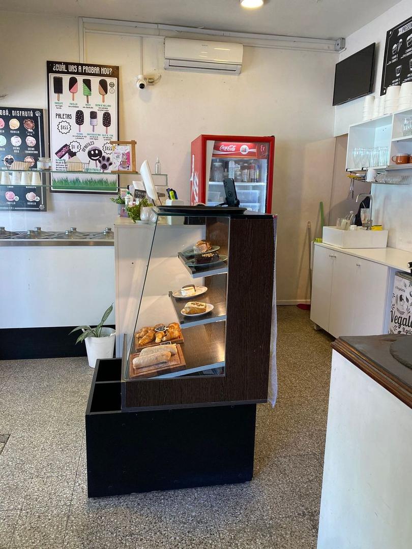 Venta Llave Cafetería Heladería Cerro, Montevideo.