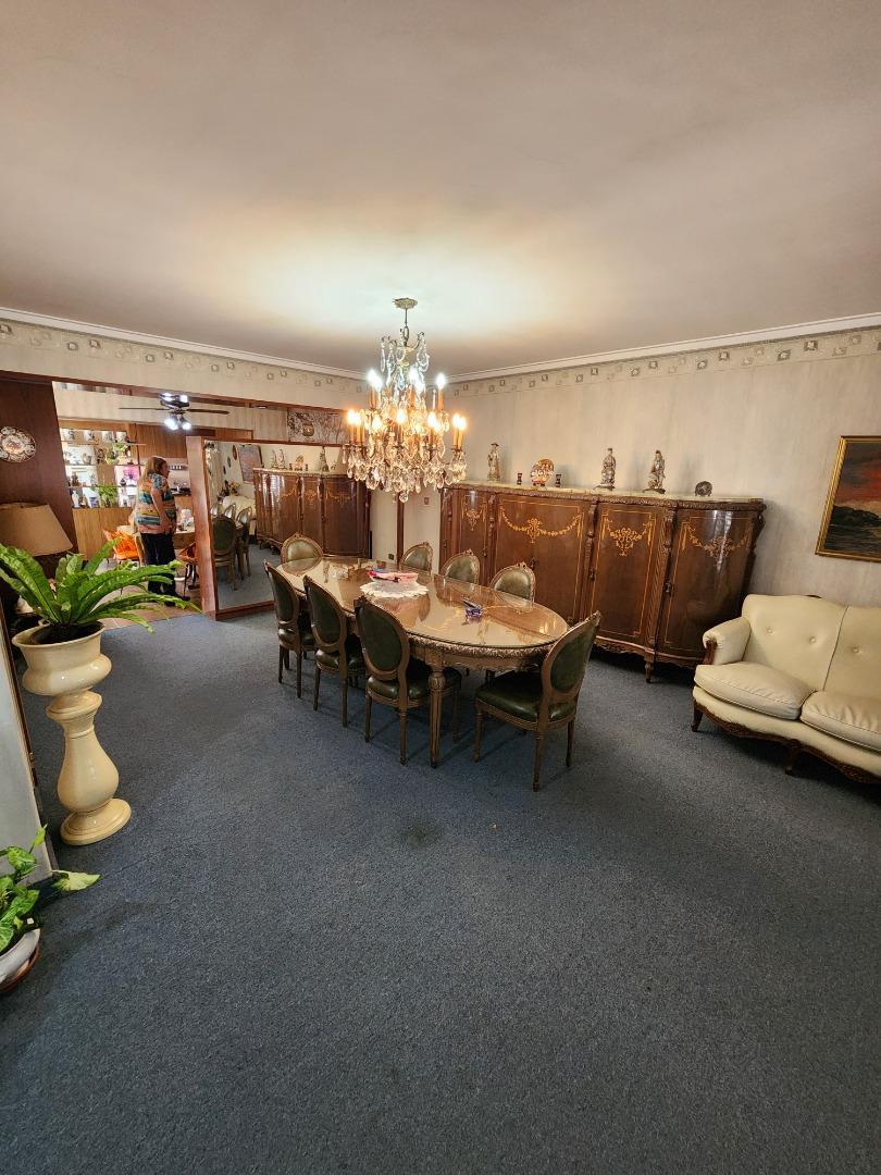 Casa 4 ambientes con 4 baños