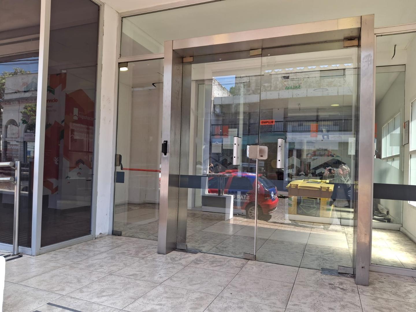 venta Local más deposito San Isidro