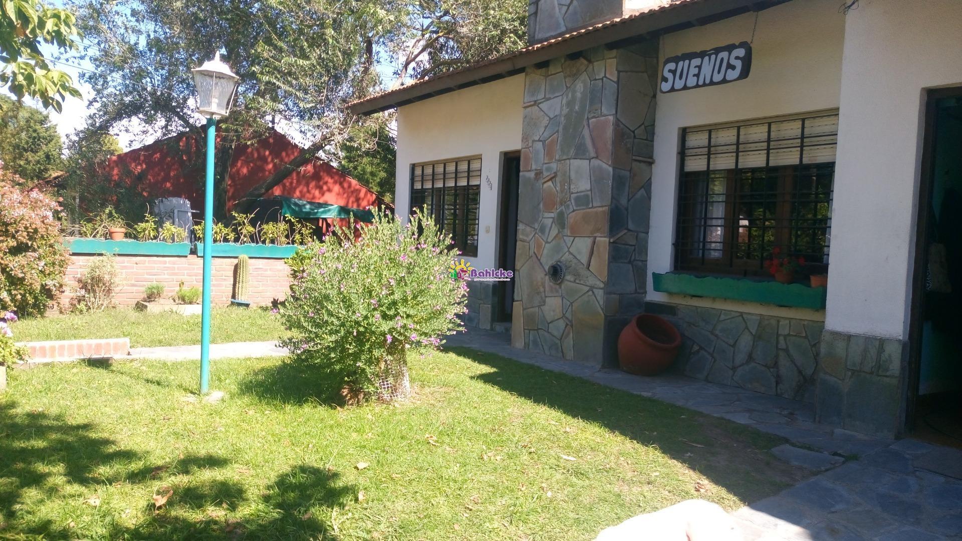 Venta de Amplio Chalet 5 amb. + departamento 2 amb. Gesell